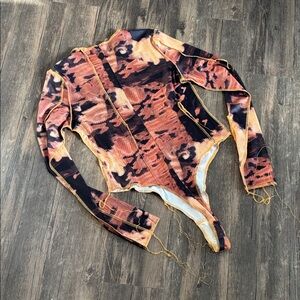 🧯🔥NWOT Distressed Tie Dye Bodysuit Sz XL🔥🧯